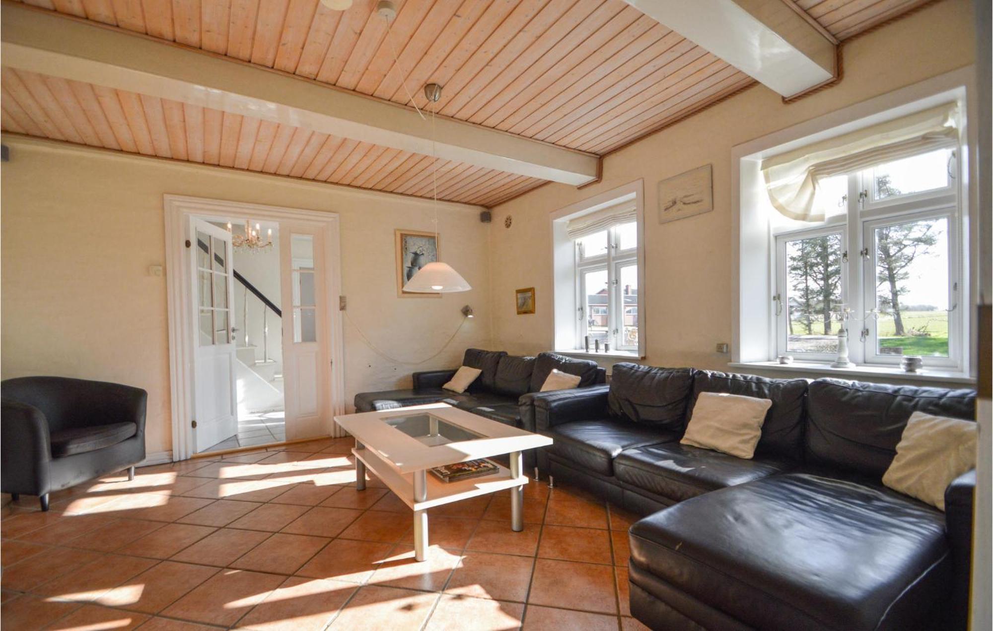 Awesome Home In Bredebro With Kitchen Ballum Екстер'єр фото