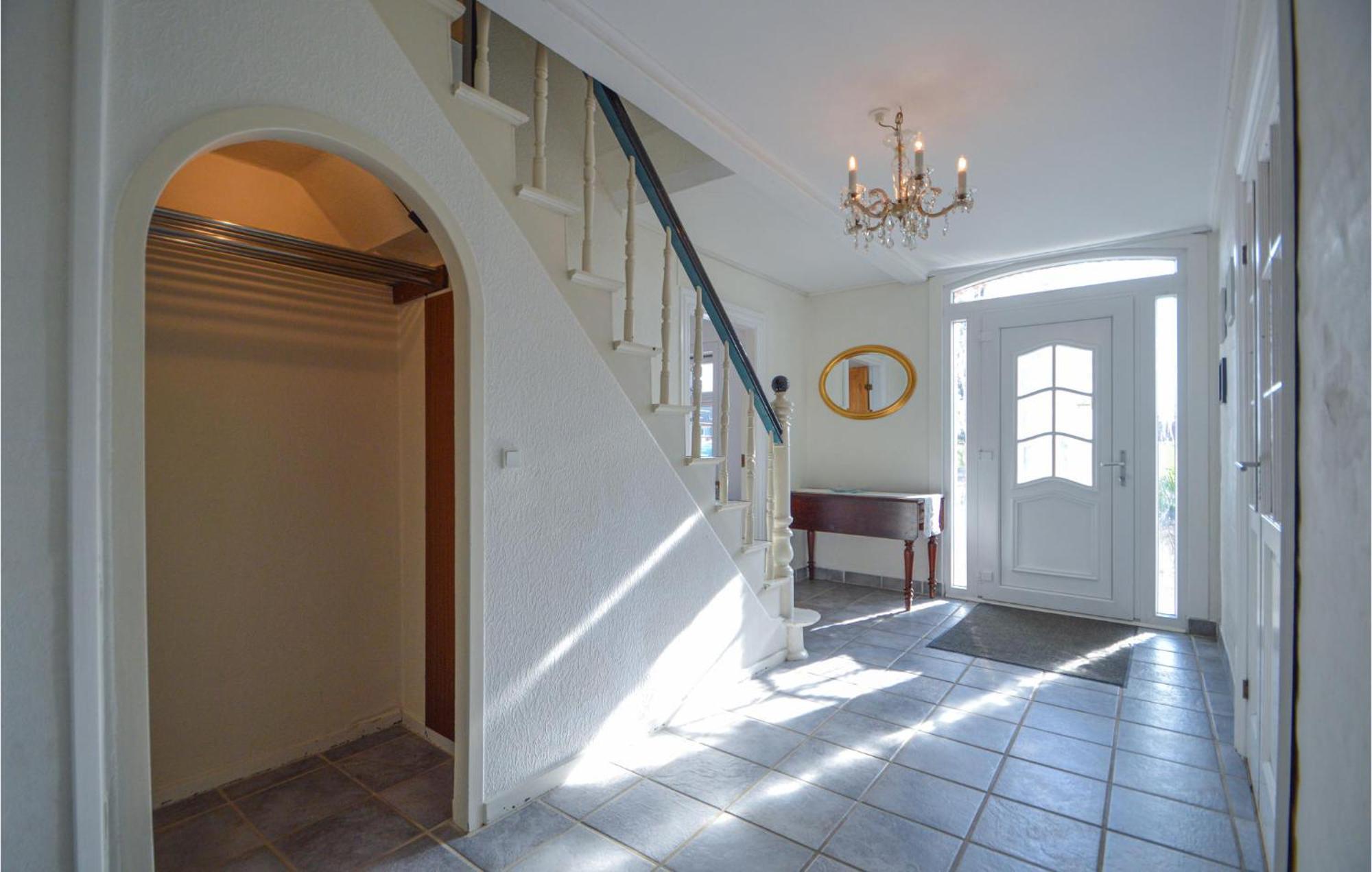 Awesome Home In Bredebro With Kitchen Ballum Екстер'єр фото
