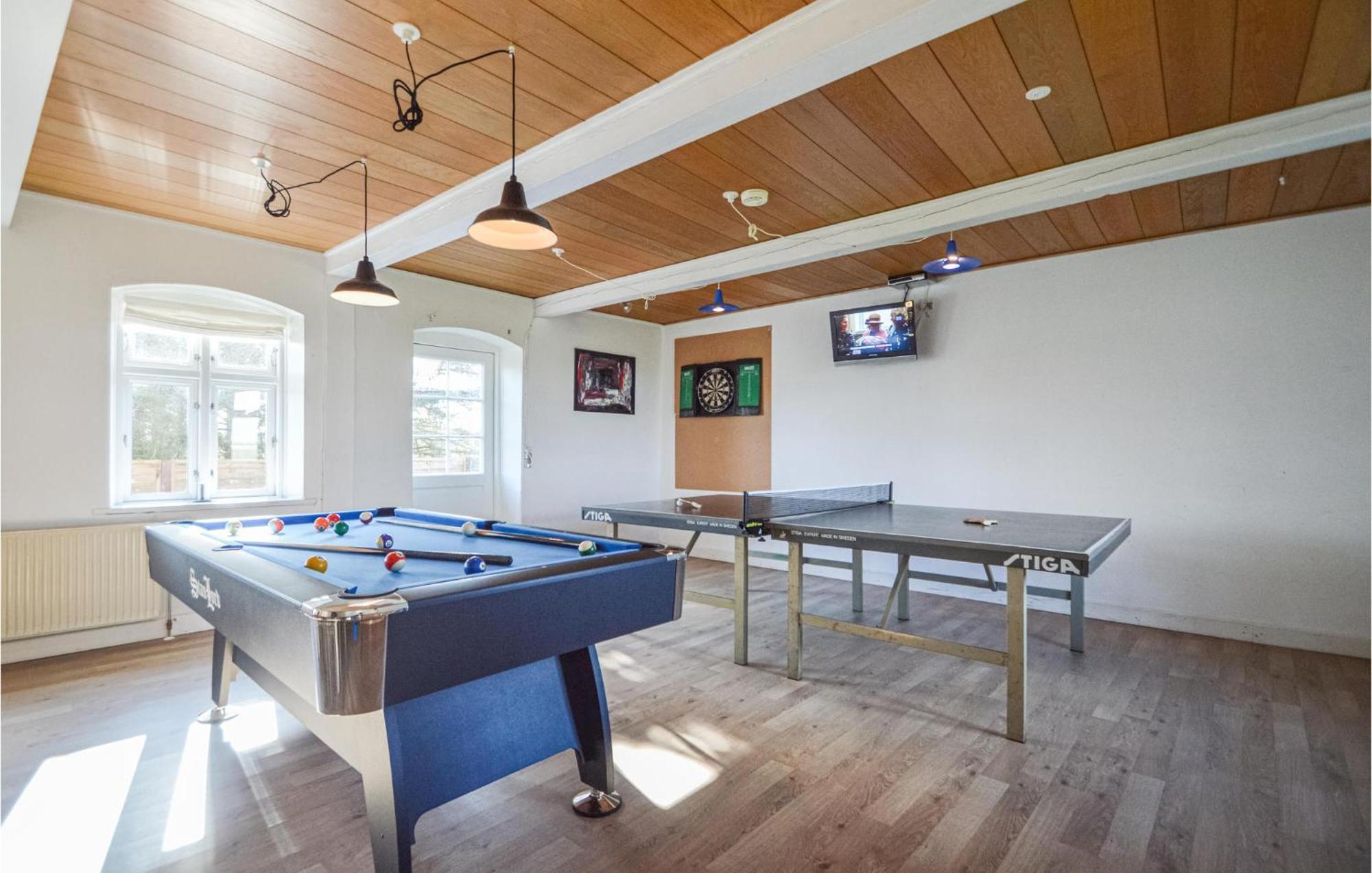 Awesome Home In Bredebro With Kitchen Ballum Екстер'єр фото